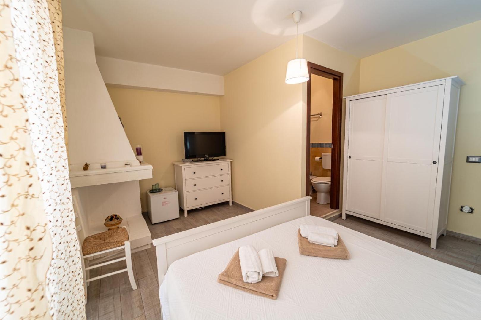 Domo Papiros B&B Siniscola Bagian luar foto