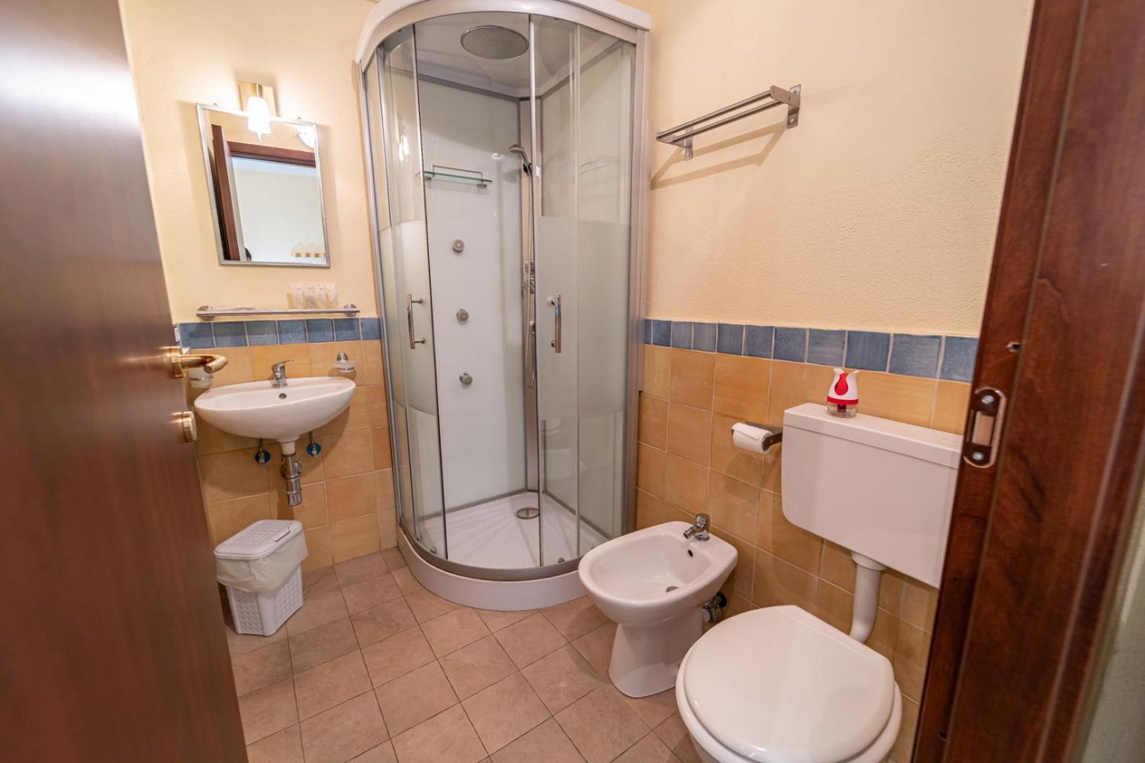 Domo Papiros B&B Siniscola Bagian luar foto